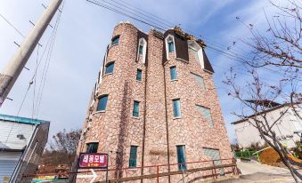 2. 화성 레옹..