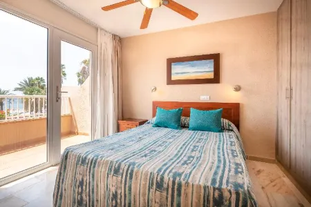 Apartamentos Vista Sur Отели рядом с достопримечательностью «Aloe Park»