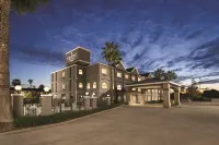 Country Inn & Suites by Radisson, The Woodlands Hotels near Nordstrom Rack