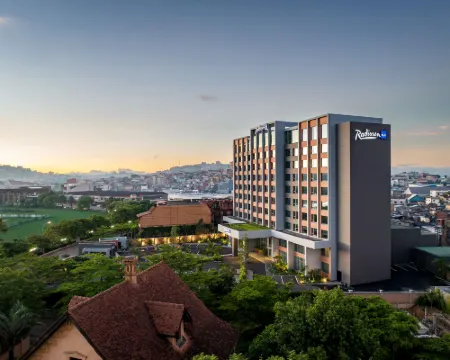 Radisson Blu Hotel, Antananarivo Waterfront Hotels in Antananarivo Avaradrano