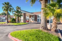 Studio 6 Tucson, AZ - North Hotels in Marana