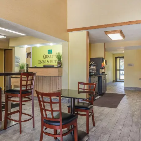 Quality Inn & Suites