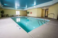Quality Inn - Pools