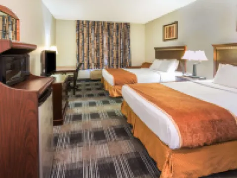 Days Inn & Suites by Wyndham Vancouver Hotels in Vancouver