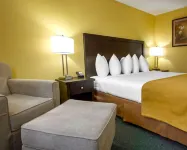 Quality Inn & Suites - Pools