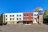 Motel 6 Allentown, PA - 2-Star