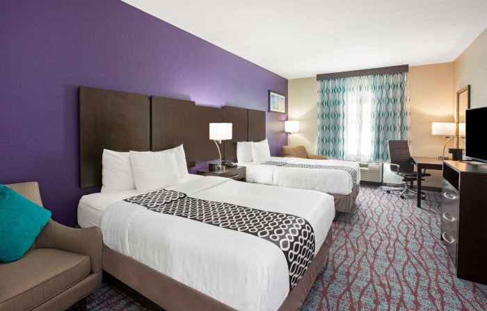 La Quinta Inn & Suites by Wyndham Pasadena North