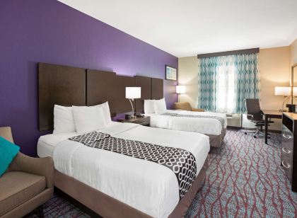 La Quinta Inn & Suites by Wyndham Pasadena North