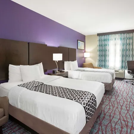 La Quinta Inn & Suites by Wyndham Pasadena North