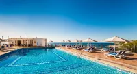 Globales America - Pool