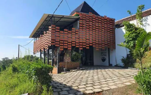Tulip Guest House & Cafe - Pensionaatit