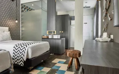 Couleur Hotel Jakarta فنادق في ويست جاكرتا
