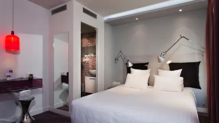 Color Design Hotel Отели рядом с достопримечательностью «Théâtre de la Main d'Or»
