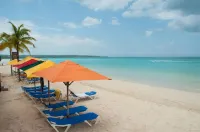 Negril Palms - Beach