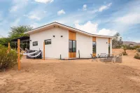 Chicory by AvantStay Modern Desert Retreat w Hot Tub