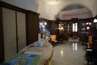 Hotel Les Voyageurs Hôtels à : Bastia