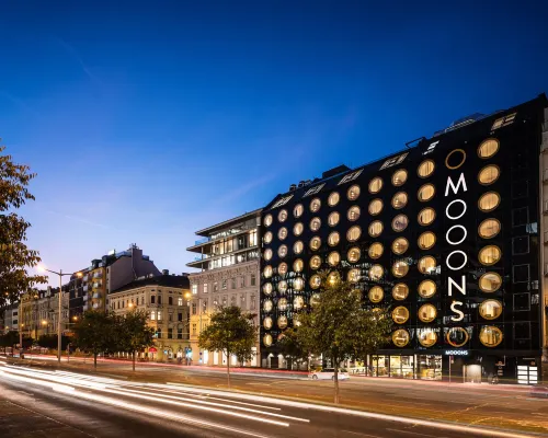 Mooons Vienna Hotels near Naschmarkt