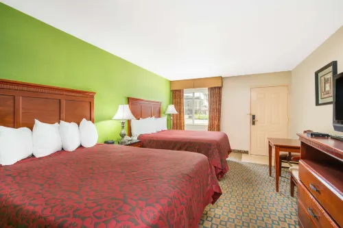 Days Inn & Suites by Wyndham Wichita Hotels in Derby
