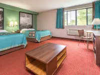 Super 8 by Wyndham Niagara Falls NY Hotels near Niagara Aerospace Museum