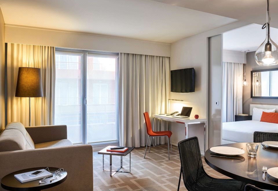 4. 하이파크 바이 ..