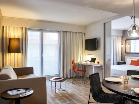 Adagio Nice Centre Отели рядом с достопримечательностью «Musee Prieure du Vieux Logis»