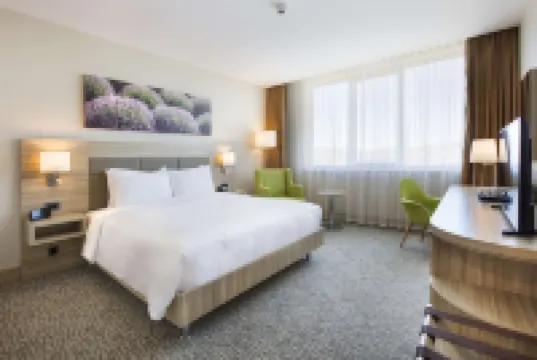 伊斯帕爾塔希爾頓花園飯店