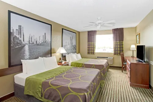 Super 8 by Wyndham Gurnee