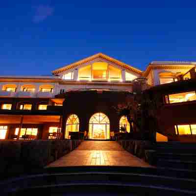 Awaji Hamarikyu Hotel Exterior