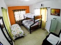 Villa Sarie Bay - parking