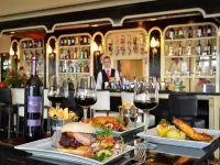 Flannery's Hotel - bar