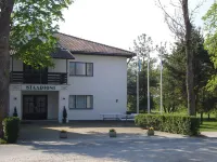 Staadioni Hotel