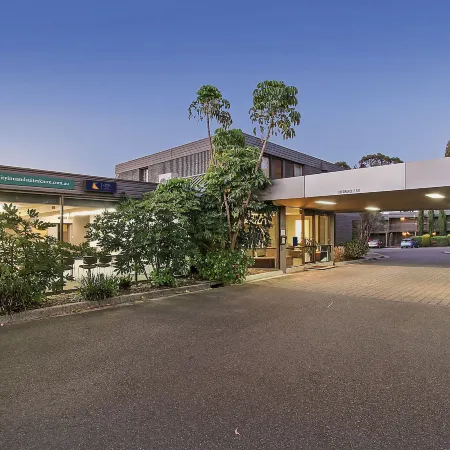 Knox International Hotel and Apartments