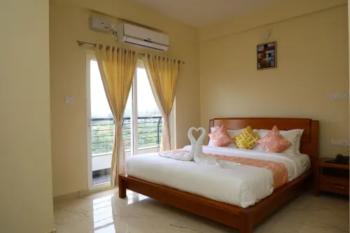 Lali Petals Service Apartment
