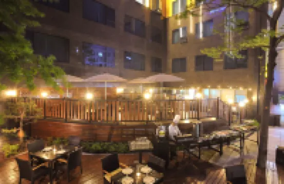 ゴールデン ソウル ホテル メセナポリスモール周辺のホテル