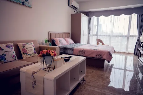 FATfeifei Apartment (Lejin Road)