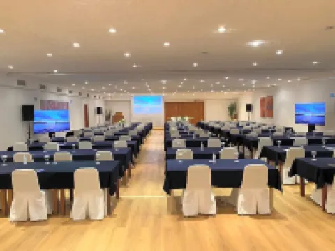 렙토스 파노라마 호텔