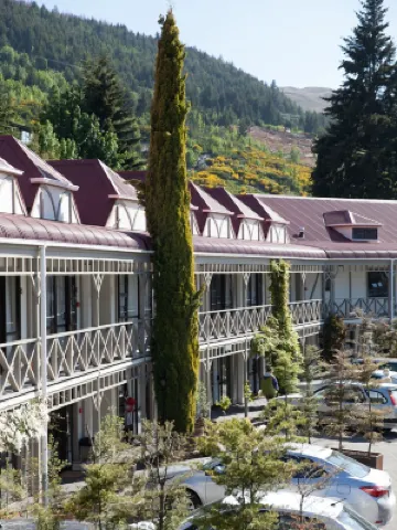 Sherwood Queenstown Hotels in Queenstown
