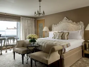 듀크 오브 리치먼드 호텔