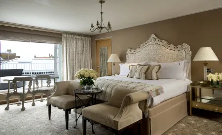 列治文公爵酒店