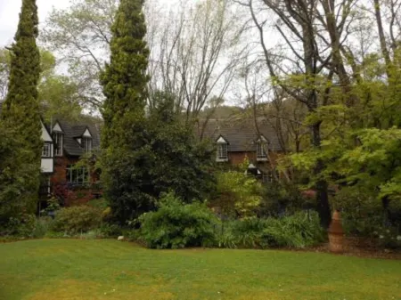 Merrimeet Cottages Отели в г. Брайт