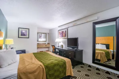 Econo Lodge Hotels in South Holland