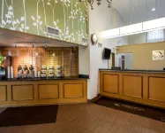 Sleep Inn & Suites Near Sports World Blvd - breakfast