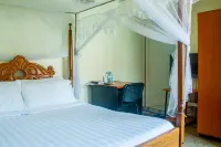 Sandton Hotel Kasese Hotels near Mweya Safari Lodge