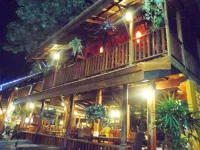 Tony's Place Ayutthaya Hotell i Ho Rattanachai