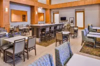 Hampton Inn & Suites Coeur d' Alene - breakfast