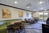 Fairfield Inn & Suites San Antonio Boerne - Frühstück