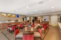 Comfort Suites Oakbrook Terrace Near Oakbrook Center
