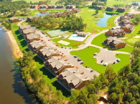 First Floor 3 Br Condo, Northern Bay Golf Course Hotels in 