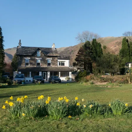Lake View Country House