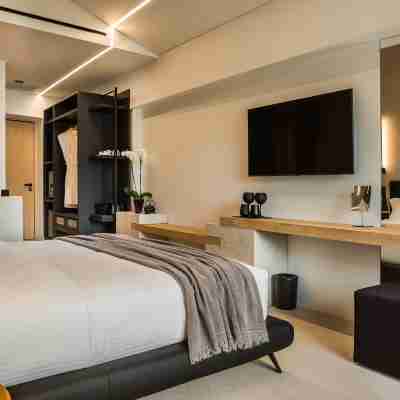 Canale Hotel & Suites Rooms